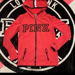 Pink hoodie/Under armour Leggings